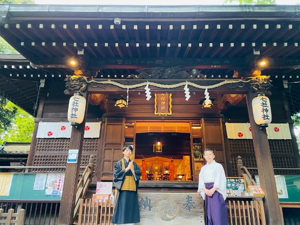 七社神社の正面